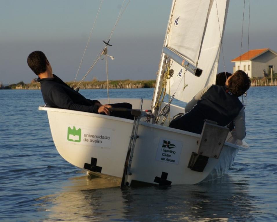 Campeonato Nacional Universitário de Vela (classe Raquero) é este fim-de-semana. Campeonato Nacional Universitário de Vela (classe Raquero) é este fim-de-semana.