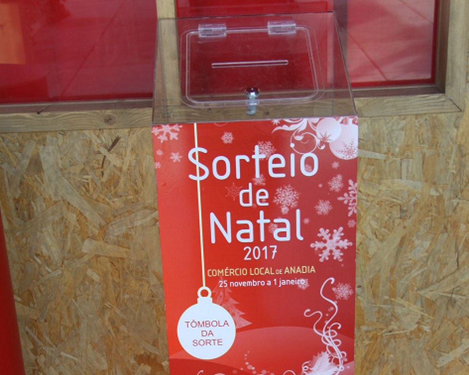 Câmara de Anadia e ACIB apoiam comércio local com 'Sorteio de Natal do Comércio Local de Anadia'. Câmara de Anadia e ACIB apoiam comércio local com 'Sorteio de Natal do Comércio Local de Anadia'.