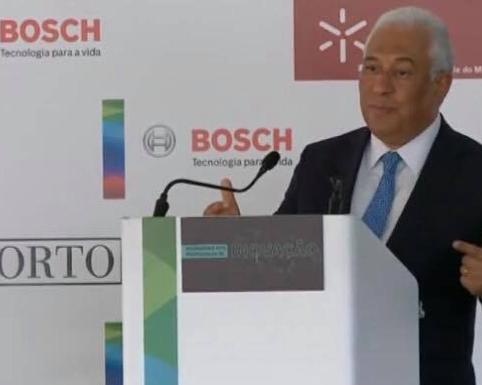 António Costa destaca que Portugal continua a atrair investimento estrangeiro apesar da incerteza mundial. António Costa destaca que Portugal continua a atrair investimento estrangeiro apesar da incerteza mundial.