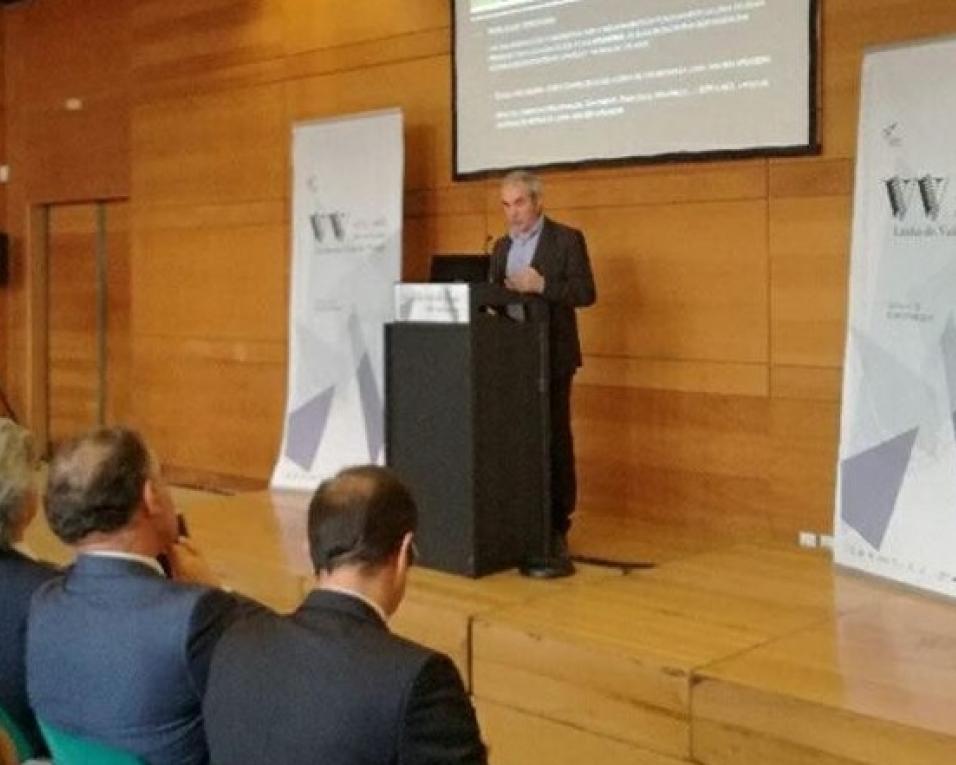 Águeda: Jorge Almeida defende melhoria dos apeadeiros na linha do Vouga e criação de novos em áreas de forte procura. Águeda: Jorge Almeida defende melhoria dos apeadeiros na linha do Vouga e criação de novos em áreas de forte procura.