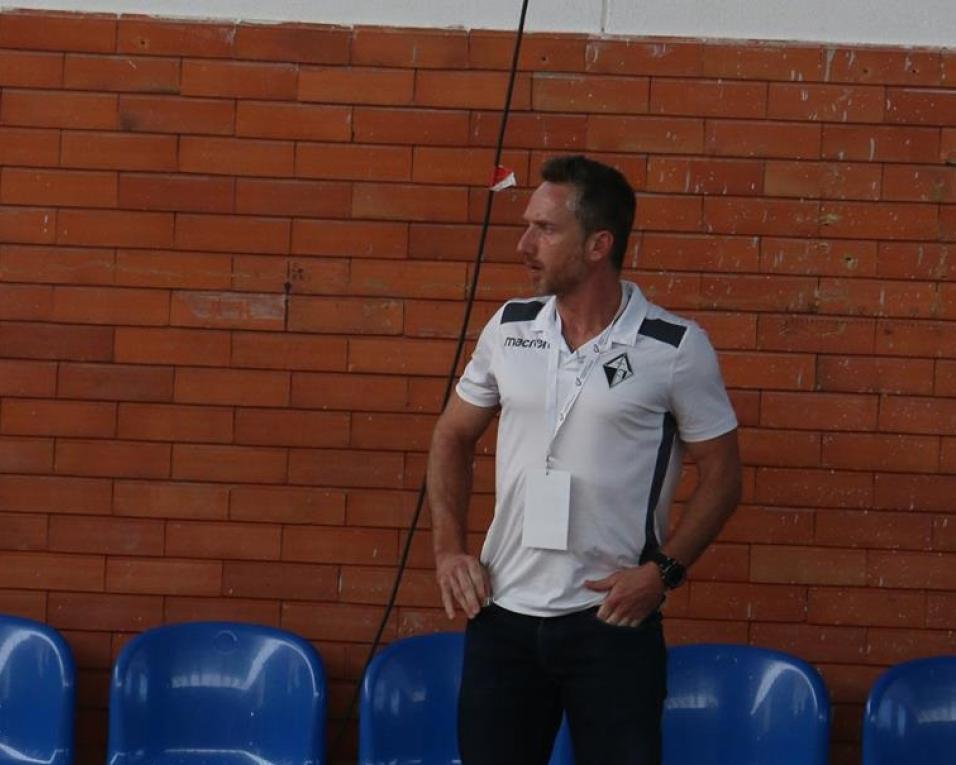 Andebol: Artística de Avanca muda de treinador. Andebol: Artística de Avanca muda de treinador.