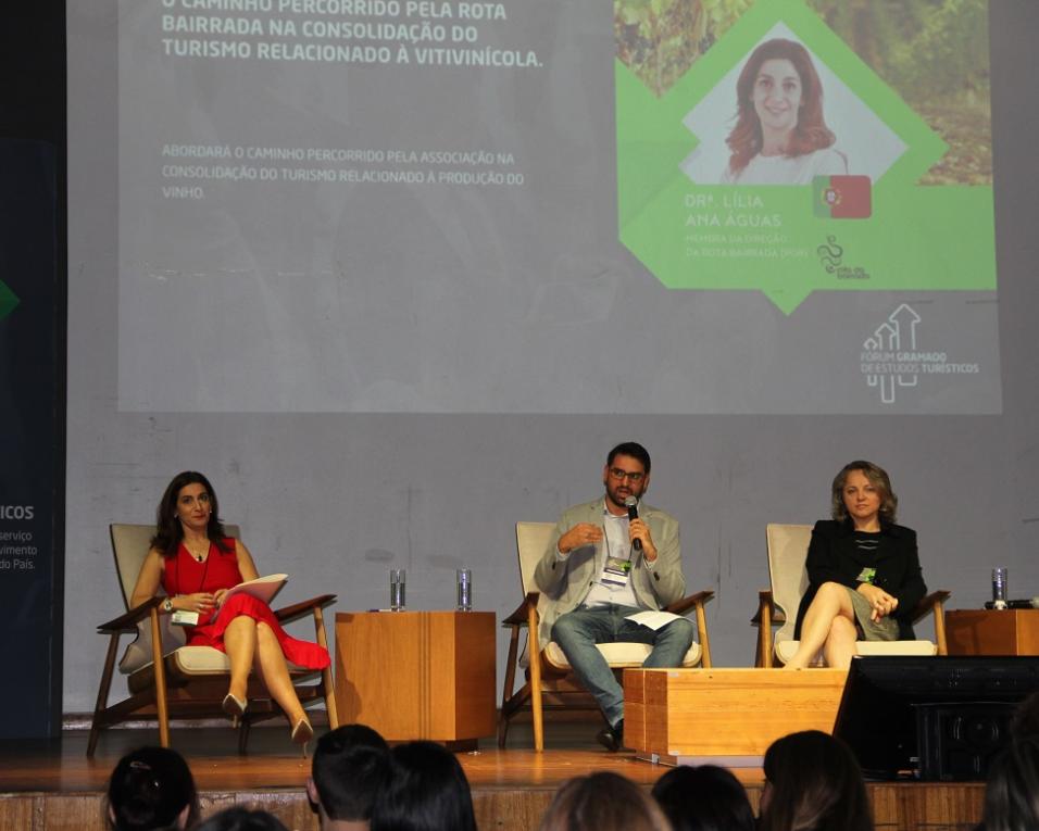 Oliveira do Bairro levou Bairrada ao Brasil. Oliveira do Bairro levou Bairrada ao Brasil.