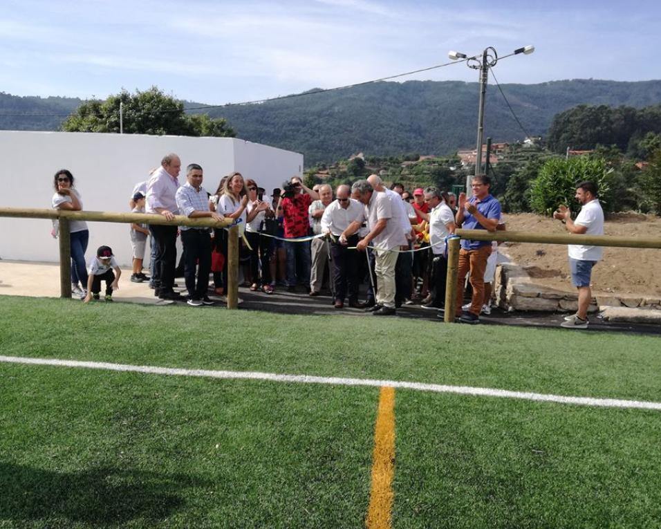Câmara Municipal de Sever inaugurou o terceiro relvado sintético em clubes locais. Câmara Municipal de Sever inaugurou o terceiro relvado sintético em clubes locais.