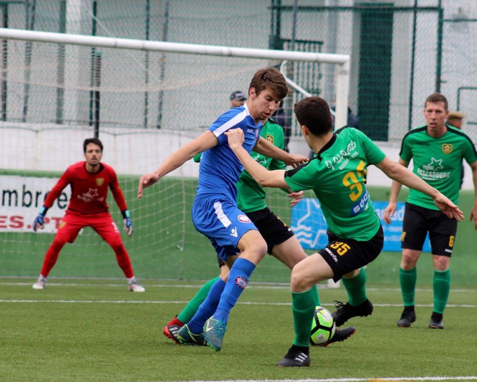 Gafanha sente-se injustiçado pela arbitragem. Gafanha sente-se injustiçado pela arbitragem.