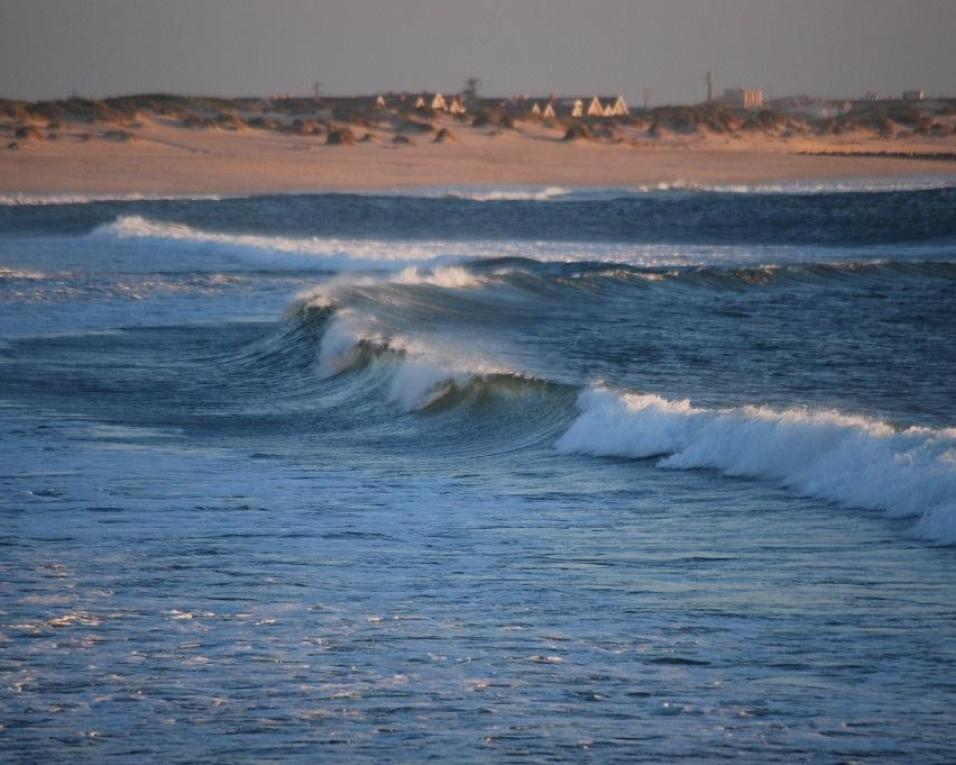 Ílhavo: Executivo hasteia bandeiras nas praias e reúne esta quinta na Costa Nova. Ílhavo: Executivo hasteia bandeiras nas praias e reúne esta quinta na Costa Nova.