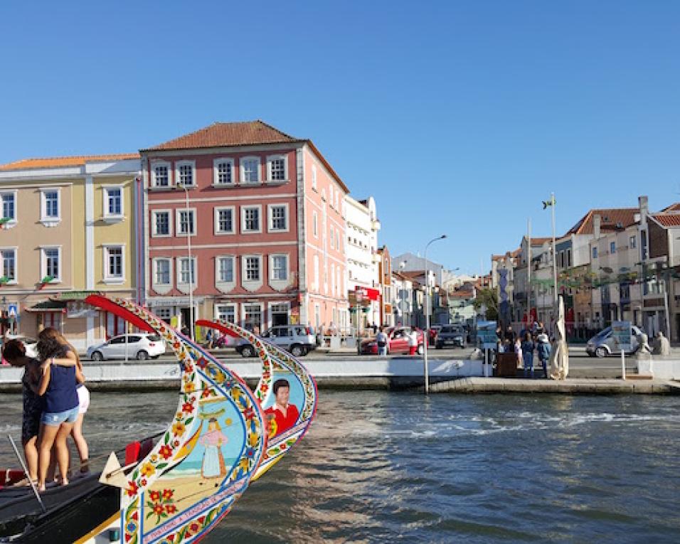 Núcleo de Aveiro da União dos Resistentes Antifascistas realiza conferência esta tarde. Núcleo de Aveiro da União dos Resistentes Antifascistas realiza conferência esta tarde.
