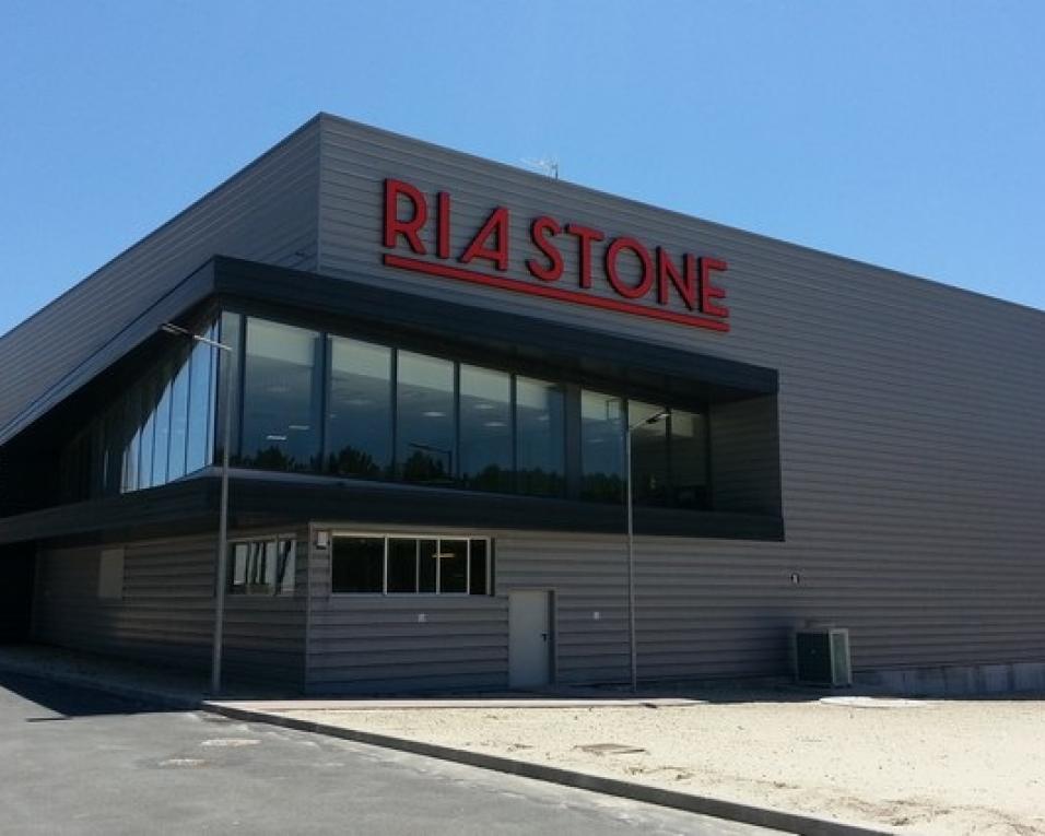 Visabeira prepara formação especializada para garantir recursos humanos para a Ria Stone. Visabeira prepara formação especializada para garantir recursos humanos para a Ria Stone.