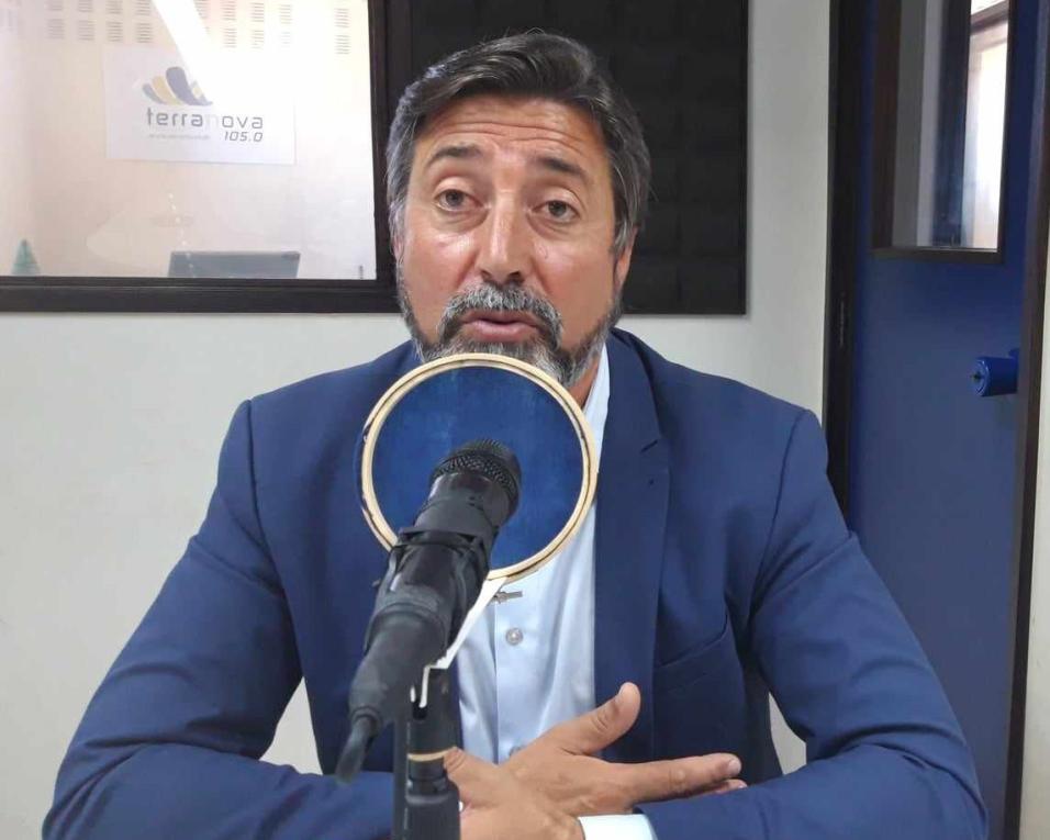 Pouco sabíamos de transporte público. Ninguém sabia nada sobre esta matéria a não ser o operador - Joaquim Baptista (futuro Presidente da CIRA) em entrevista à Terra Nova. Pouco sabíamos de transporte público. Ninguém sabia nada sobre esta matéria a não ser o operador - Joaquim Baptista (futuro Presidente da CIRA) em entrevista à Terra Nova.