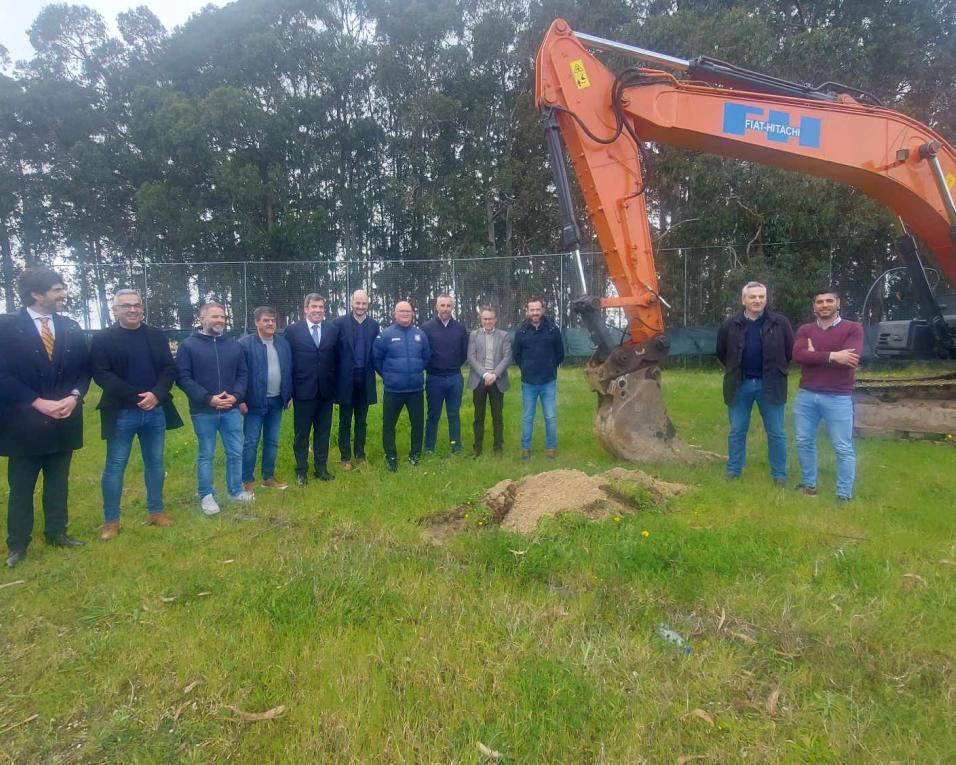 Começaram as obras de ampliação do Complexo Desportivo da Murteira na Vista Alegre. Começaram as obras de ampliação do Complexo Desportivo da Murteira na Vista Alegre.
