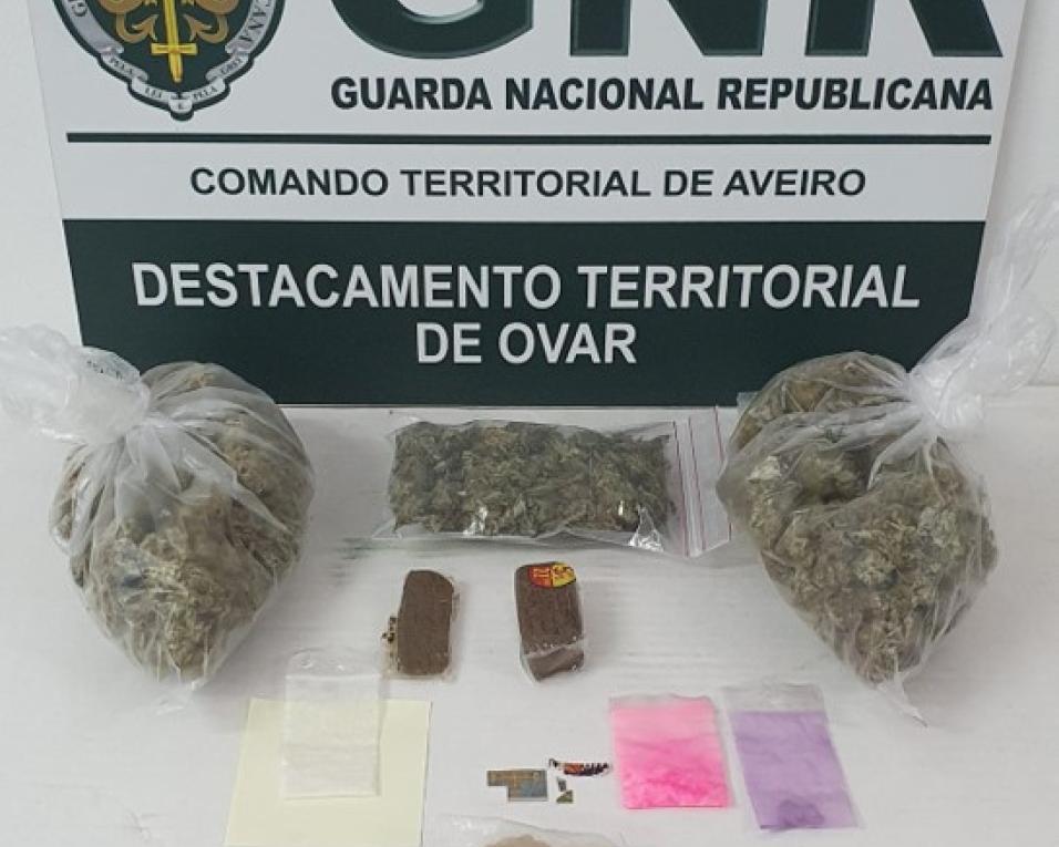 GNR de Aveiro - Estarreja: Detido por tráfico de estupefacientes. GNR de Aveiro - Estarreja: Detido por tráfico de estupefacientes.
