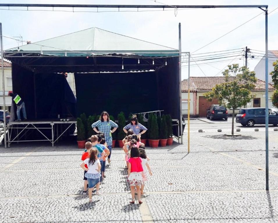 Aveiro: Aradas lança novo festival com associações da freguesia. Aveiro: Aradas lança novo festival com associações da freguesia.
