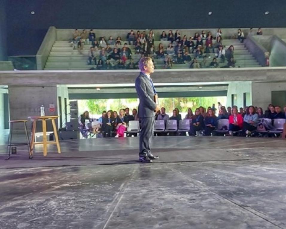 Aveiro: Reitor desafia "Atualiza-te" a crescer. Aveiro: Reitor desafia "Atualiza-te" a crescer.