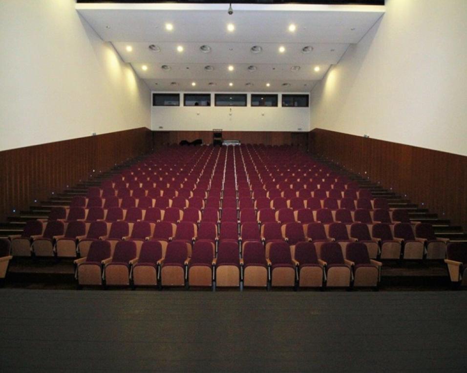 Ovar em Jazz com nomes consagrados e projetos emergentes em três dias de programação. Ovar em Jazz com nomes consagrados e projetos emergentes em três dias de programação.