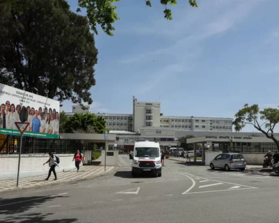 Aveiro: Parceiros reafirmam prioridade ao Centro Hospitalar e desafiam Governo a decidir. Aveiro: Parceiros reafirmam prioridade ao Centro Hospitalar e desafiam Governo a decidir.