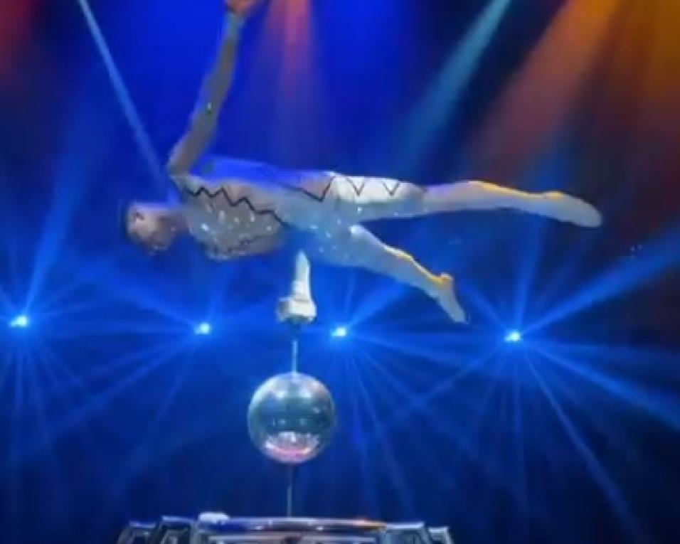 circo na celebração do dia da crianca circo na celebração do dia da crianca