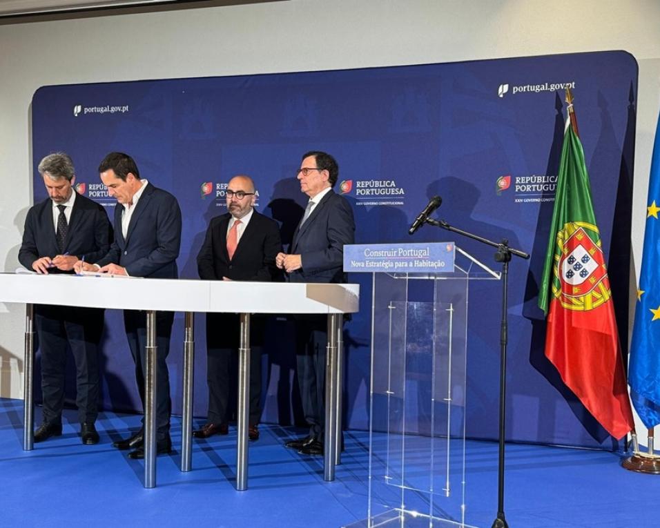 Águeda: Autarquia acelera recuperação de casas em Vale Domingos. Águeda: Autarquia acelera recuperação de casas em Vale Domingos.