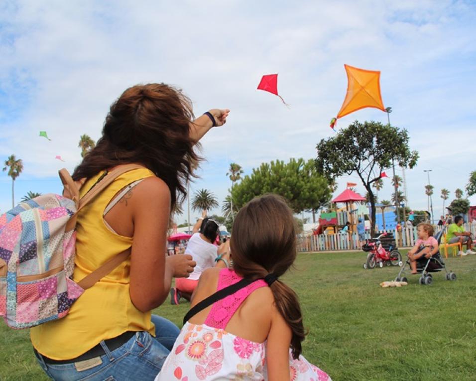 Ílhavo: Câmara Municipal e Junta da Gafanha da Nazaré promovem festas do Dia da Criança. Ílhavo: Câmara Municipal e Junta da Gafanha da Nazaré promovem festas do Dia da Criança.