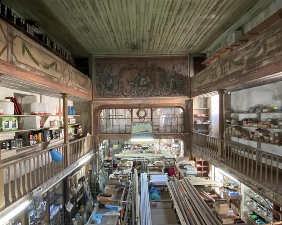 José Carlos Mota e Senos da Fonseca defendem recuperação da antiga Casa Sousa Pizarro (Drogaria Vizinhos). José Carlos Mota e Senos da Fonseca defendem recuperação da antiga Casa Sousa Pizarro (Drogaria Vizinhos).