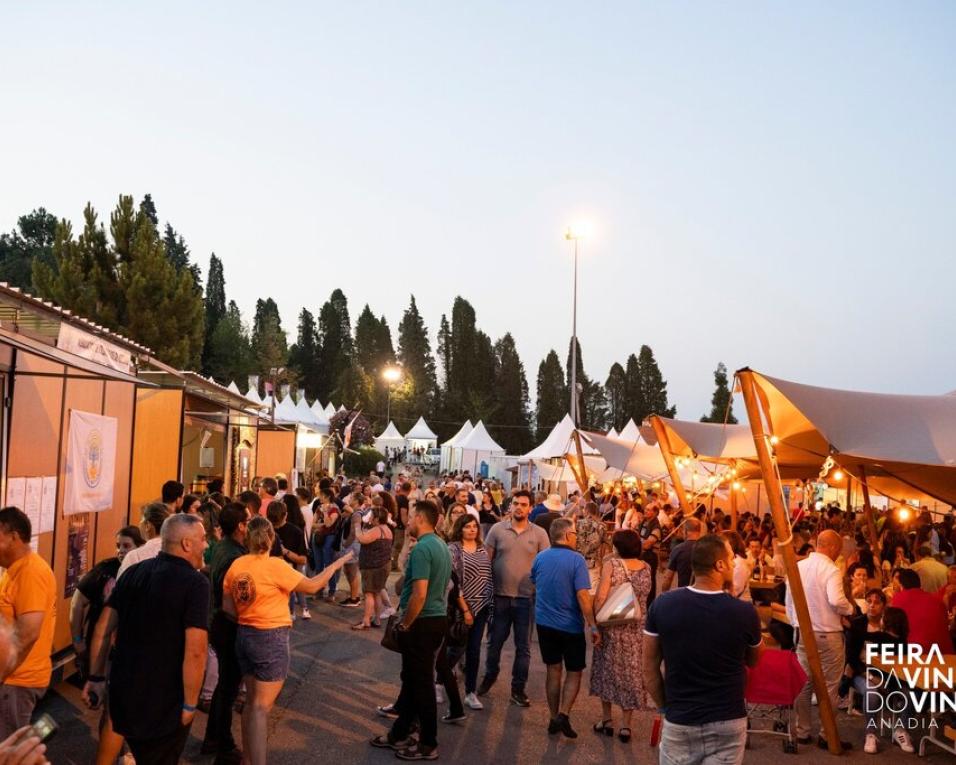 Anadia: Arranca venda online de bilhetes para a Feira da Vinha e do Vinho. Anadia: Arranca venda online de bilhetes para a Feira da Vinha e do Vinho.