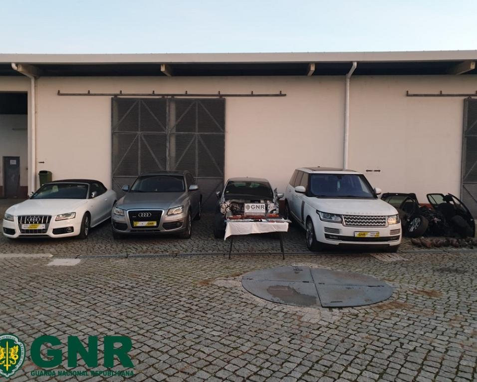 GNR trava rede que furtava e vendia veículos de alta cilindrada. Vagos nas áreas de busca. GNR trava rede que furtava e vendia veículos de alta cilindrada. Vagos nas áreas de busca.