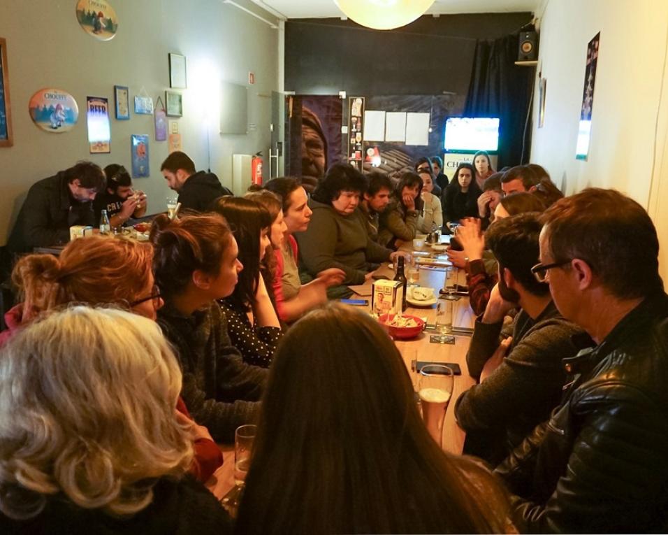 'Juntas' reuniu dezenas de pessoas no encontro fundador de movimento feminista. 'Juntas' reuniu dezenas de pessoas no encontro fundador de movimento feminista.