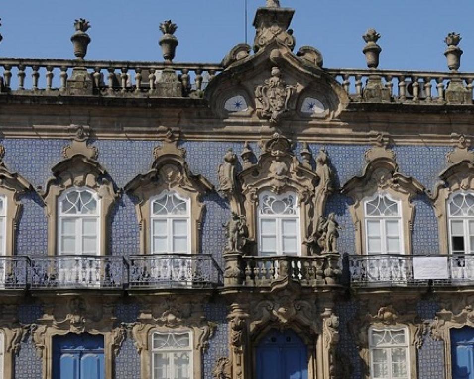 Ovar dedica Maio ao azulejo. Ovar dedica Maio ao azulejo.