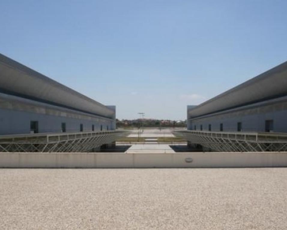 Aveiro: Tribunal de Contas deu luz verde para fechar processo da compra de terrenos do parque de feiras. Aveiro: Tribunal de Contas deu luz verde para fechar processo da compra de terrenos do parque de feiras.