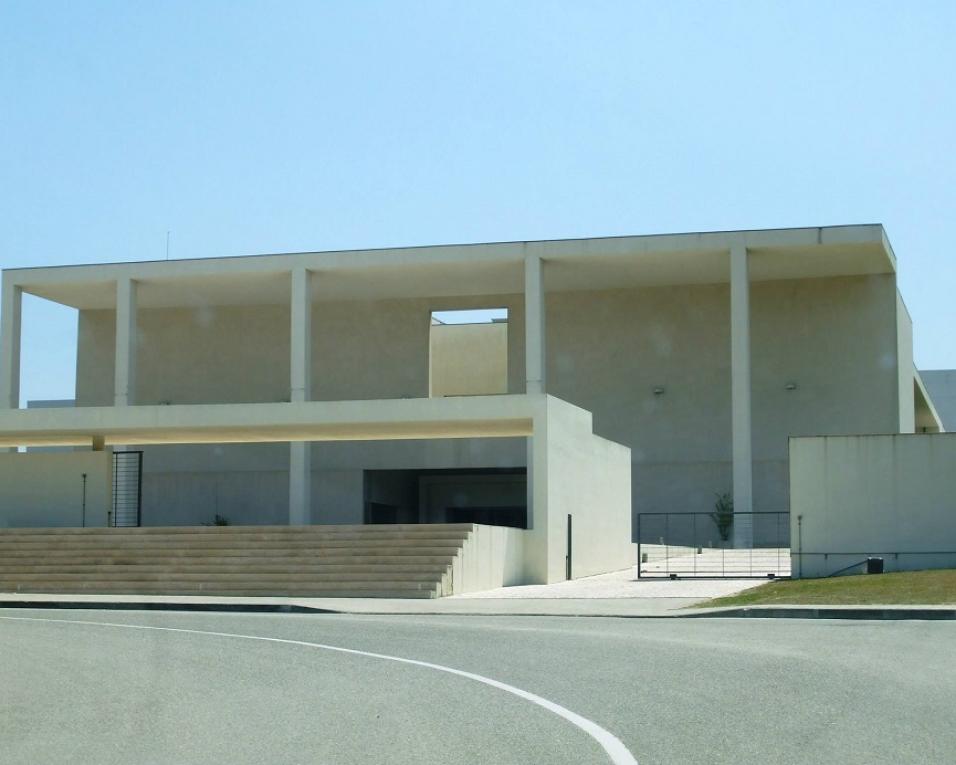 Aveiro: Município organiza a 8ª edição da Feira Vocacional e Profissional. Aveiro: Município organiza a 8ª edição da Feira Vocacional e Profissional.