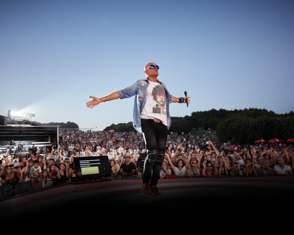 Pedro Abrunhosa é artista convidado no cartaz de animação das Festas de Vagos. Pedro Abrunhosa é artista convidado no cartaz de animação das Festas de Vagos.