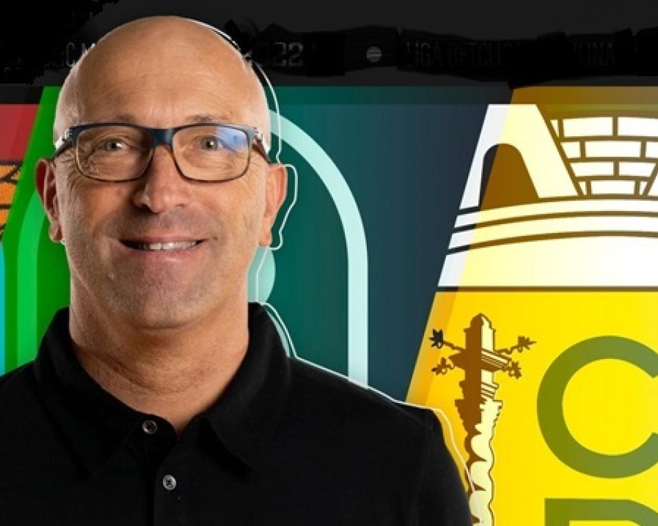 Aveiro: "Esta foi a época mais desgastante da minha vida de treinador" - Pedro Costa. Aveiro: "Esta foi a época mais desgastante da minha vida de treinador" - Pedro Costa.