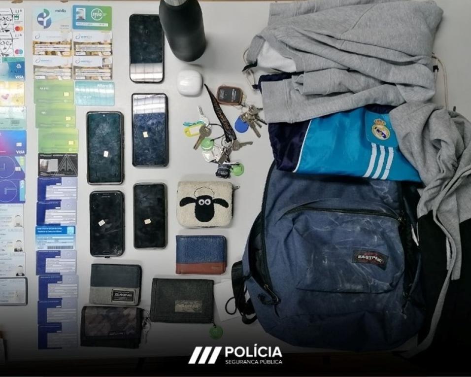 A PSP identifica 2 suspeitos de furto e recupera bens furtados em Aveiro. psp identifica suspeitos de furto em aveiro