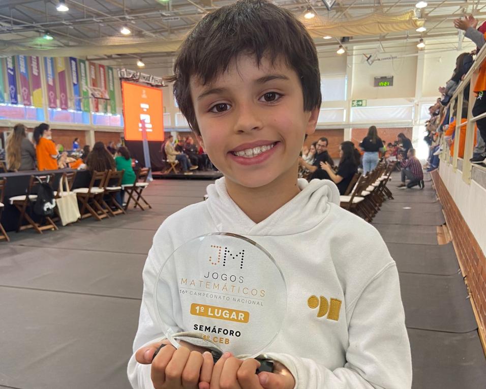 Águeda: Aluno do IDL conquista primeiro lugar no Campeonato Nacional de Jogos Matemáticos. Águeda: Aluno do IDL conquista primeiro lugar no Campeonato Nacional de Jogos Matemáticos.