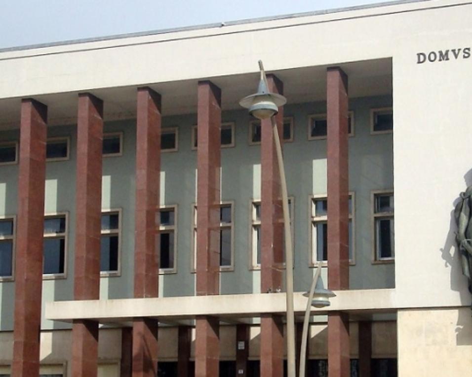 Aveiro: Tribunal condena a seis anos de prisão acusados de agredir um homem em Sever do Vouga. Aveiro: Tribunal condena a seis anos de prisão acusados de agredir um homem em Sever do Vouga.