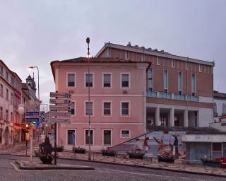 Domingos Tavares apresenta a obra “Fernando Távora em Aveiro”. Domingos Tavares apresenta a obra “Fernando Távora em Aveiro”.