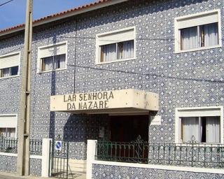 Última Hora: 49 pessoas infectadas com a Covid-19 no Lar N.ª S.ª da Nazaré. Última Hora: 49 pessoas infectadas com a Covid-19 no Lar N.ª S.ª da Nazaré.