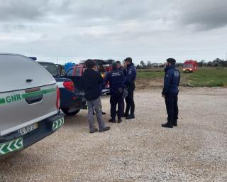 corpo em decomposicao encontrado junto ao canal do boco corpo em decomposicao encontrado junto ao canal do boco