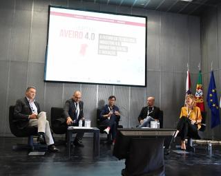 AIDA: Simpósio conclui que transformação digital reinventa o modelo de negócio das empresas. AIDA: Simpósio conclui que transformação digital reinventa o modelo de negócio das empresas.