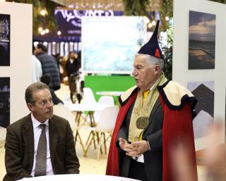 Aveiro: Federação das Confrarias vai ficar sedeada no solar Morgados da Pedricosa. Aveiro: Federação das Confrarias vai ficar sedeada no solar Morgados da Pedricosa.