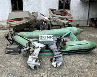 Estarreja: GNR deteve suspeito de furtos e recuperou embarcação.  Estarreja: GNR deteve suspeito de furtos e recuperou embarcação.