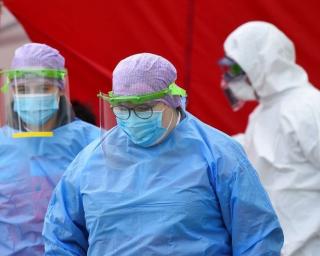 Pandemia: Nove mortes no dia com mais casos de Covid-19 desde Fevereiro. Pandemia: Nove mortes no dia com mais casos de Covid-19 desde Fevereiro.