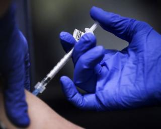 Sindicato dos Enfermeiros pede reforço de meios nos Centros de Saúde. Sindicato dos Enfermeiros pede reforço de meios nos Centros de Saúde.